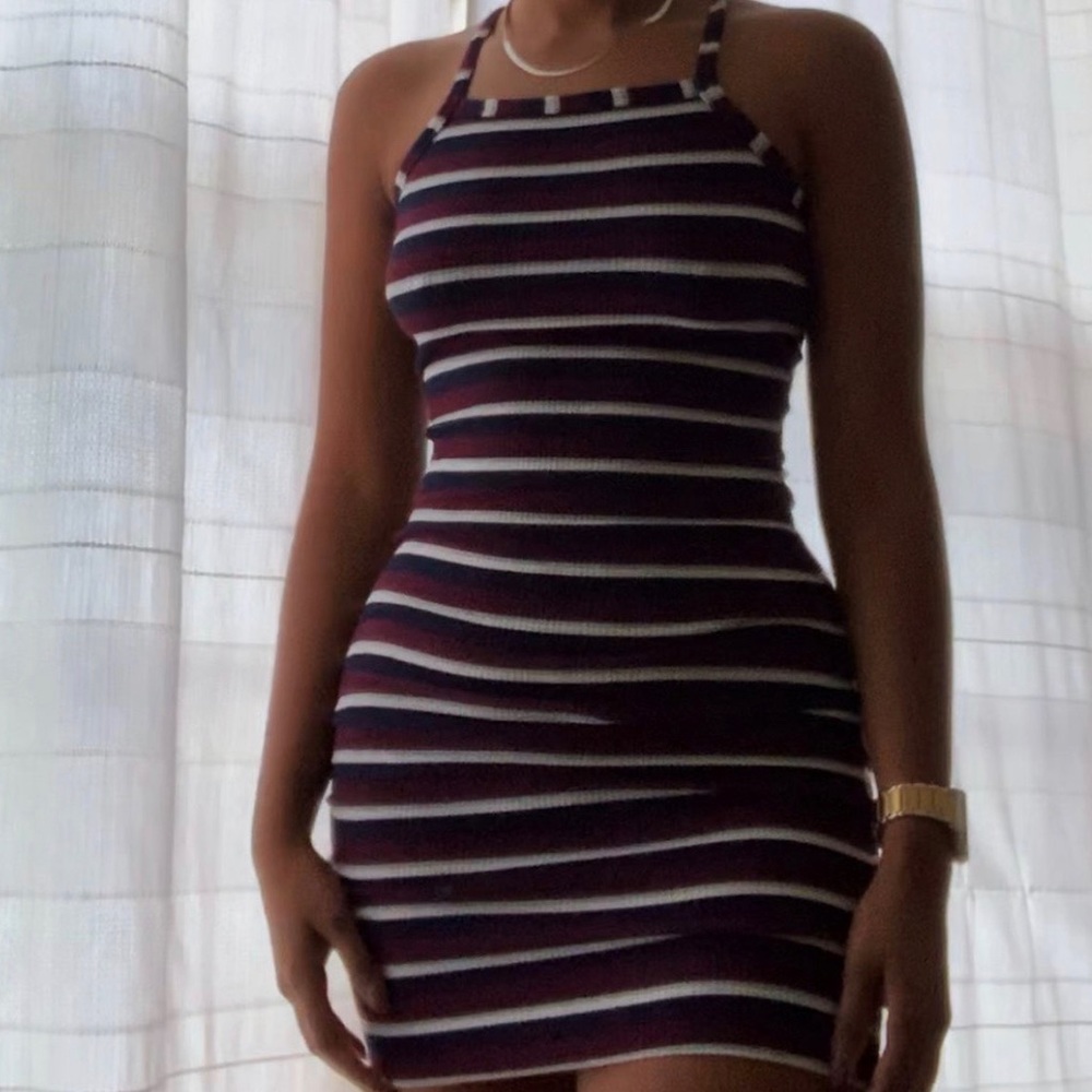 NWOT Cotton Burgundy Striped Bodycon Dress 🥀✨